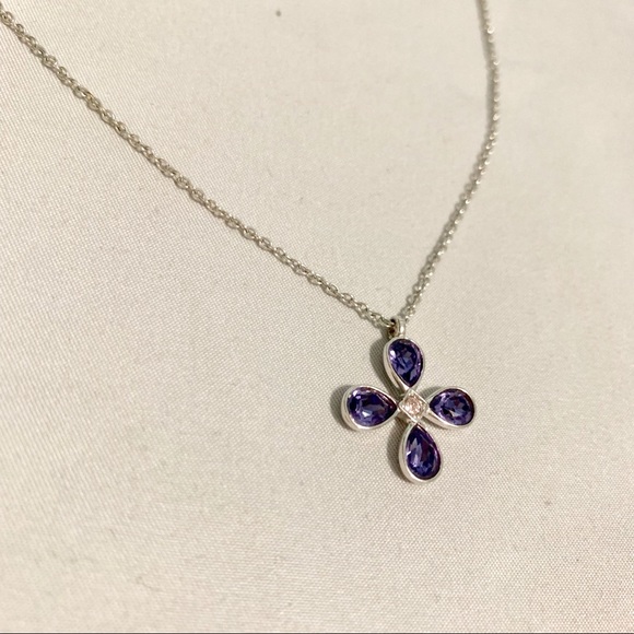 Swarovski Crystal Flower Necklace - Picture 1 of 6